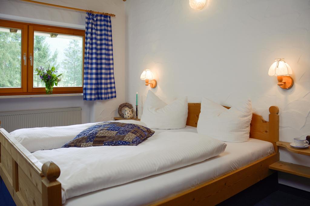 Dreimaederlhaus Am Berg Διαμέρισμα Pfronten Δωμάτιο φωτογραφία